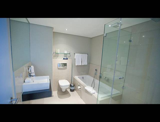 2 BEDROOM APARTMENT FOR SALE IN TABLE VIEW